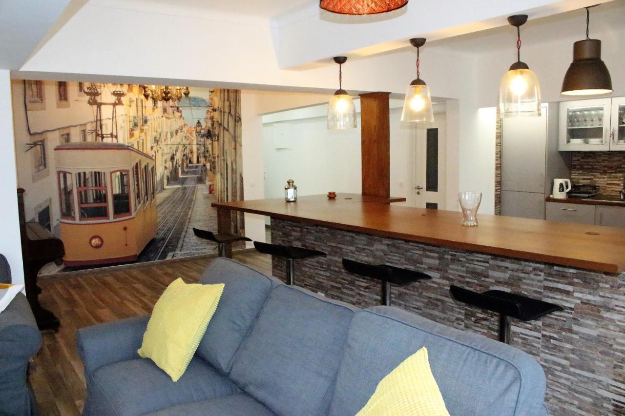 Santos Deluxe Apartment Lisbon Bagian luar foto